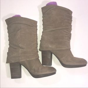 Vince Camuto Heeled Boots 👢